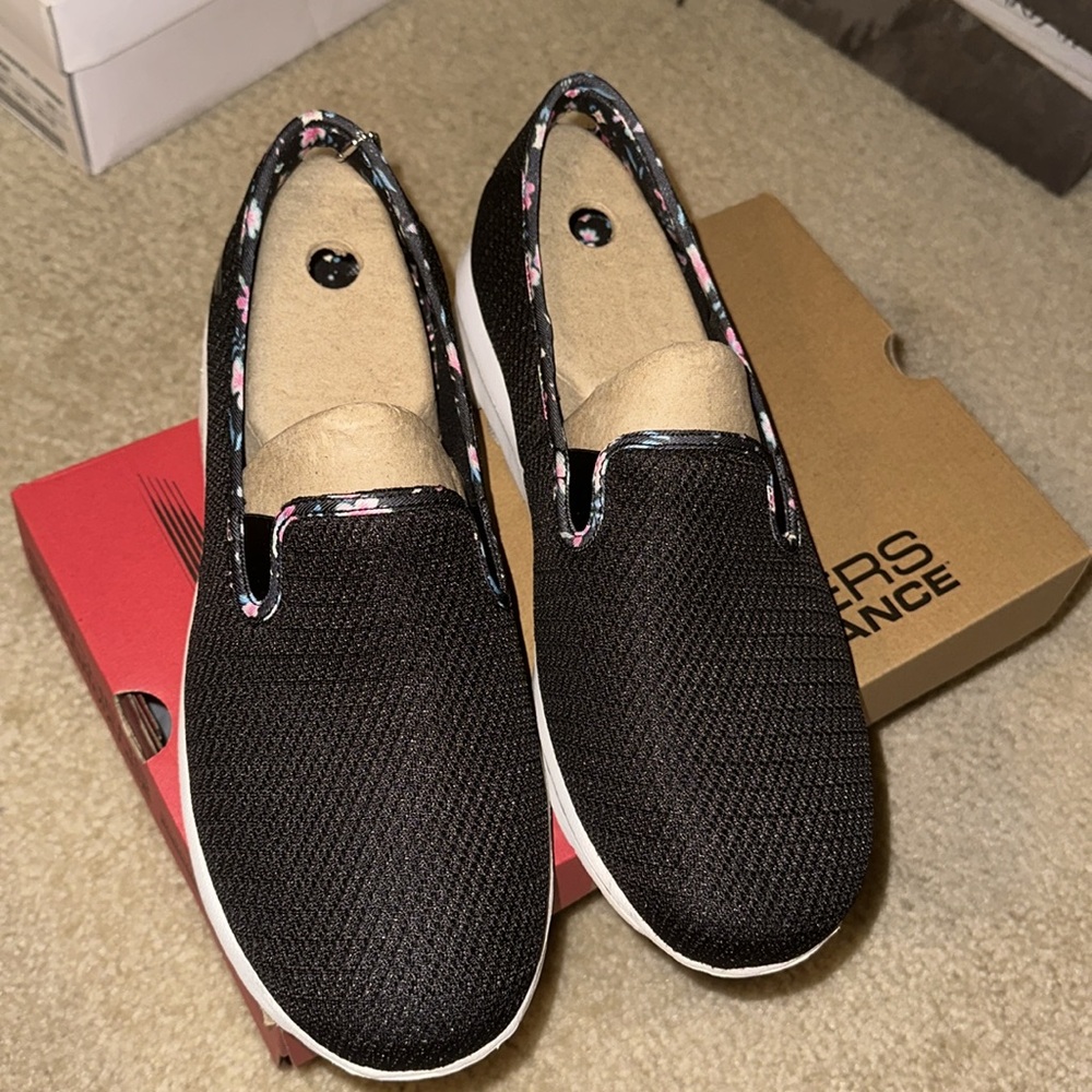 Skechers slip on Go Walk Classic 11Wide nwt in white AND black